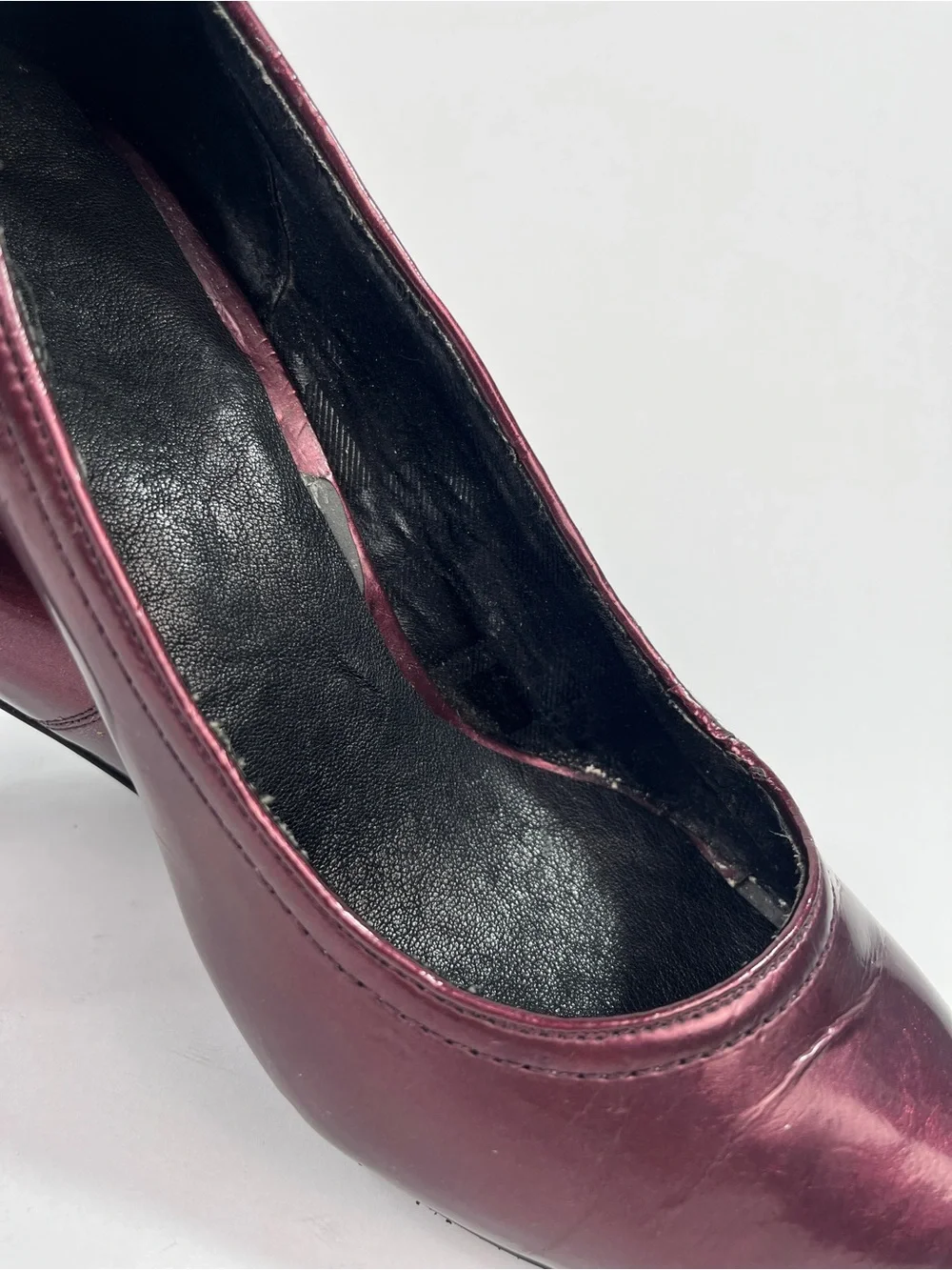 ALDO Women's Burgundy Classic Mid-Heel Almond Toe Pumps